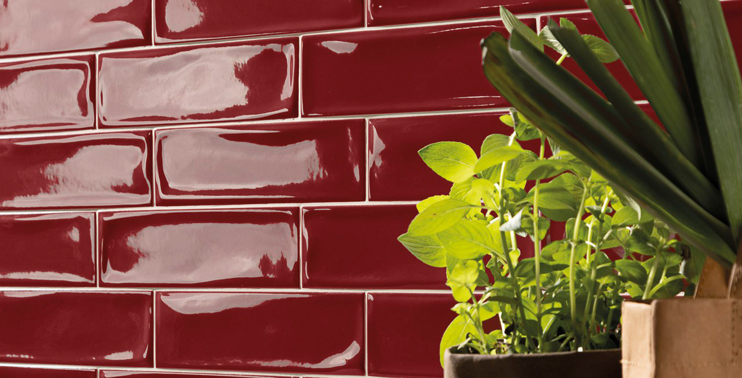 Madras-Trellis-Red-Glossy-404315-1