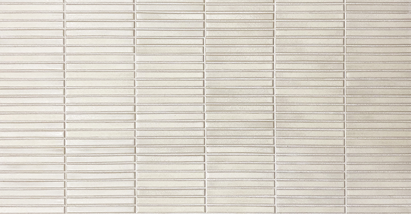 Ureshi-Majime-Antique-Ivory-Satin-451030-Install-002