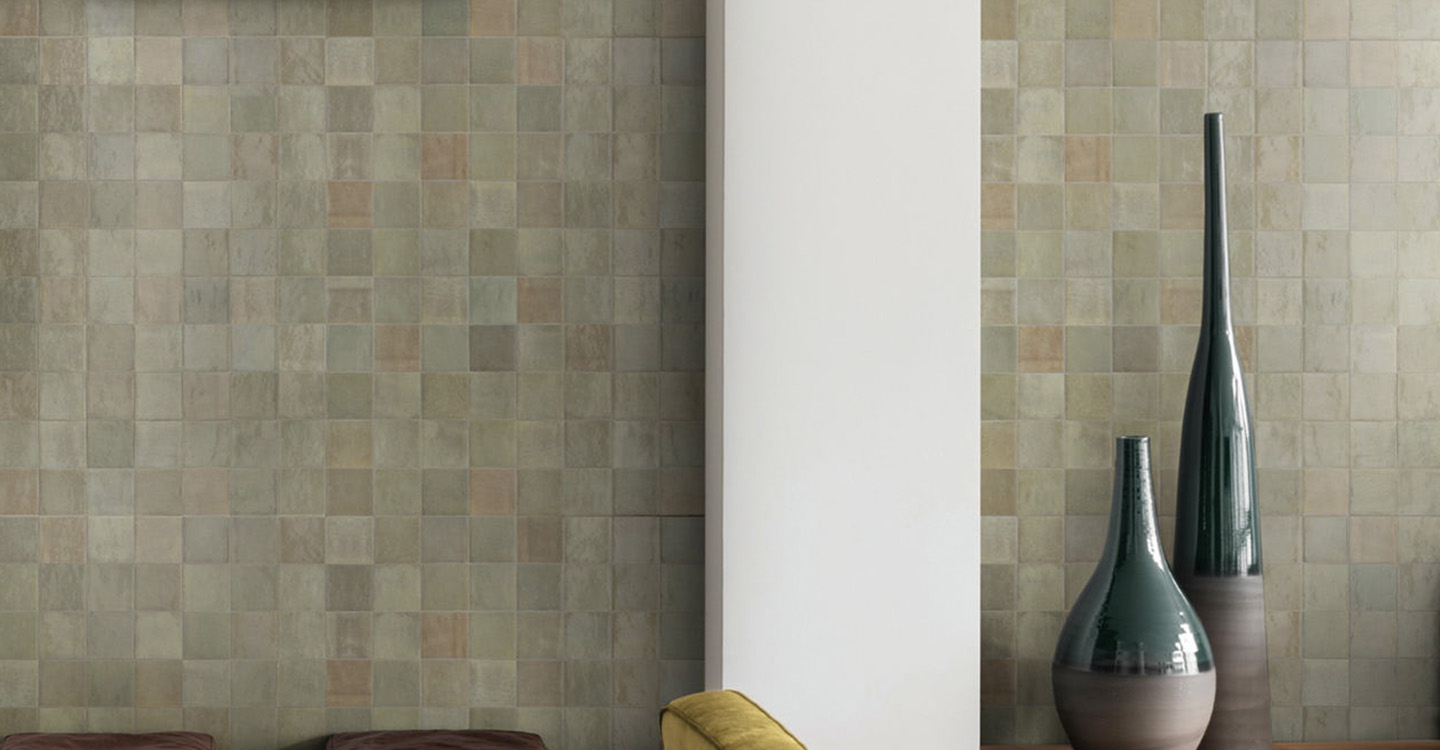 Bristol-Granada-Lichen-Glossy-455854-4x4-Install