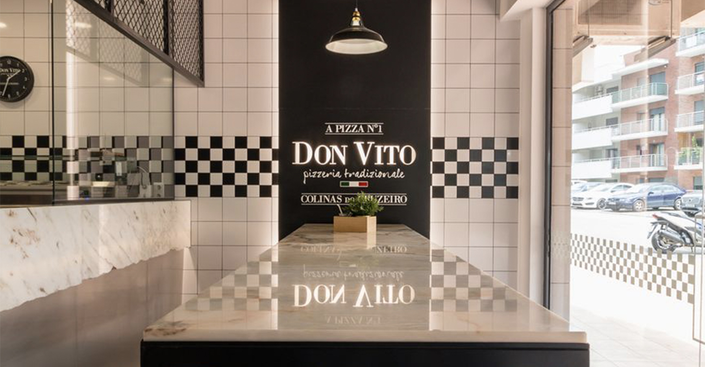 Anselmo-Plano-Black-Matte-452807-003-Install