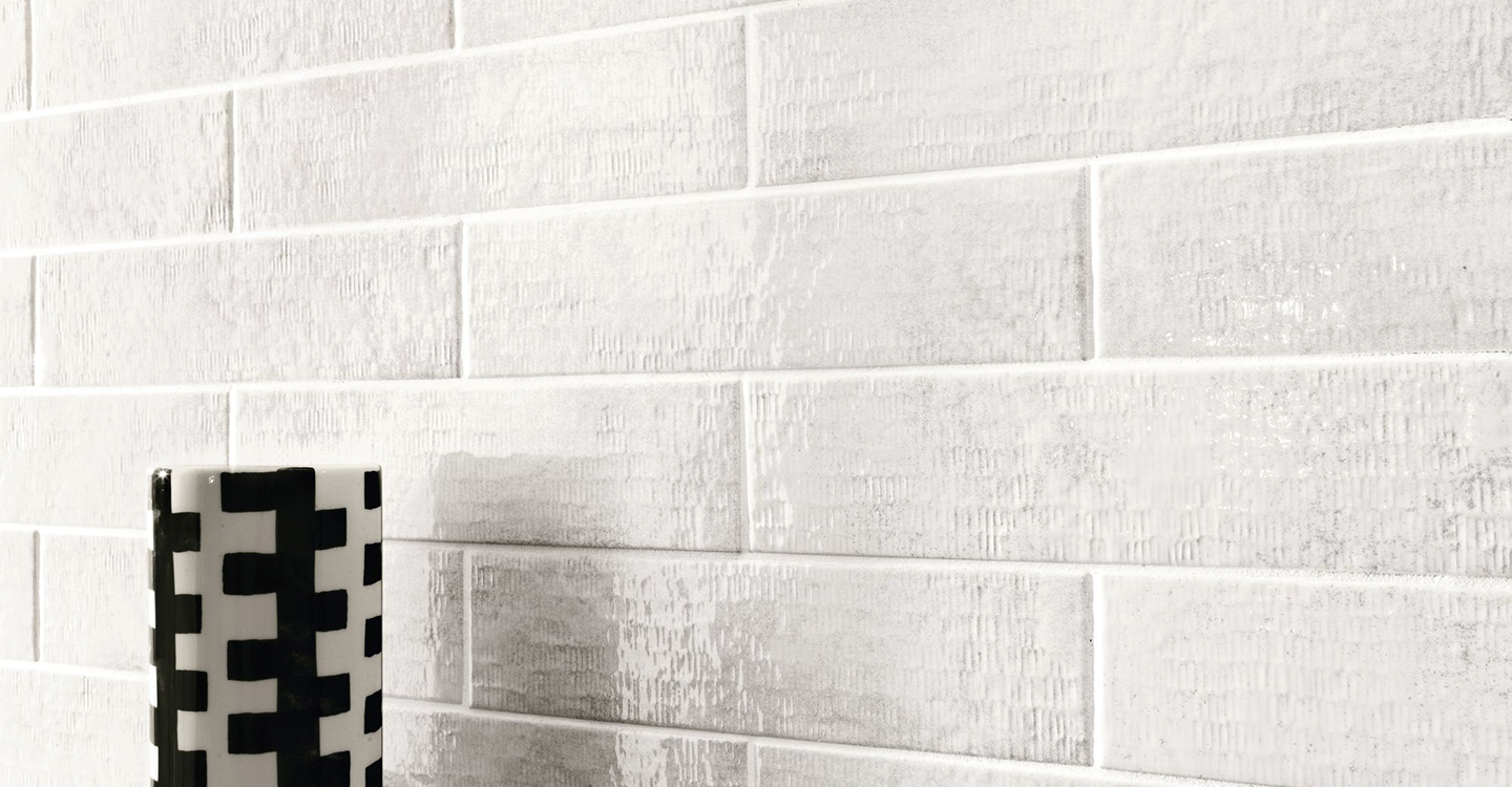 Forte-Shoji-Talc-Glossy-457039-002-Install