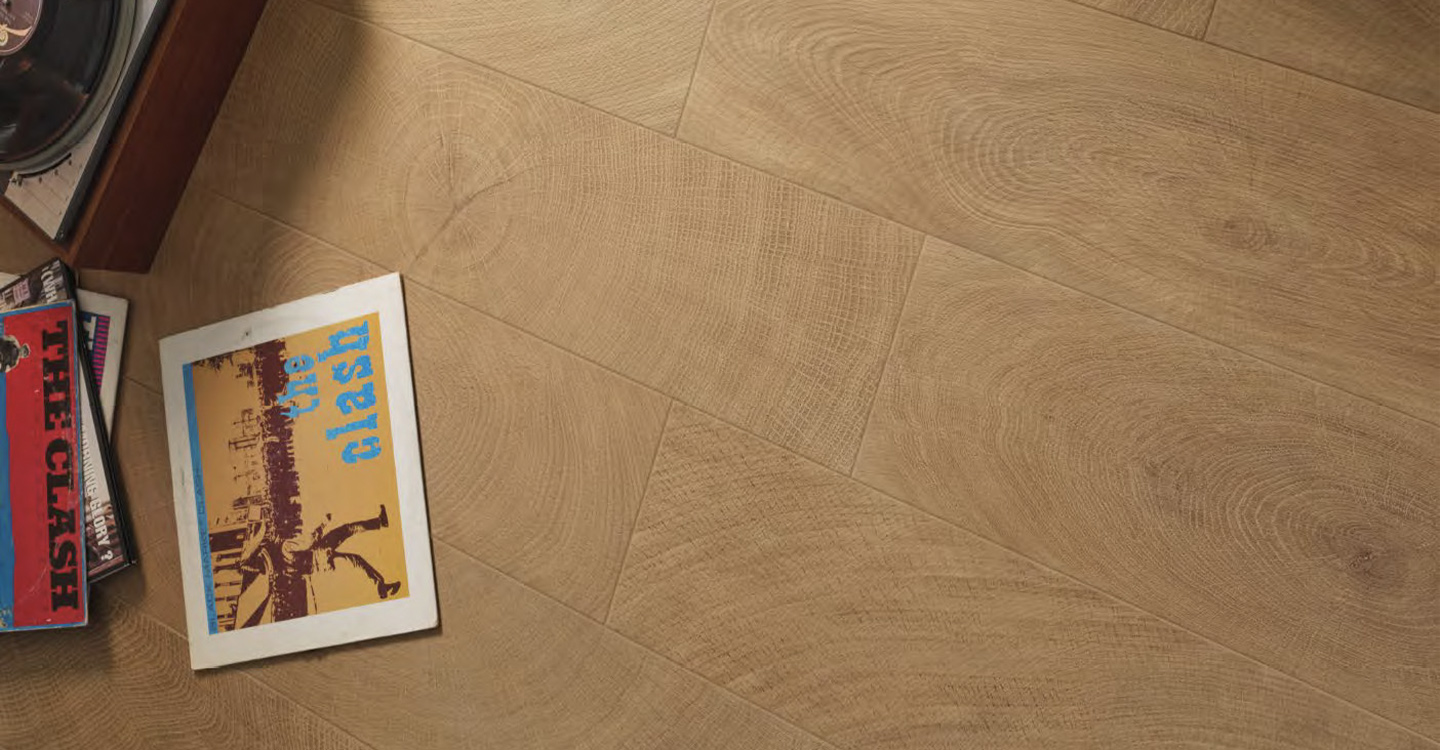 District-Beam-Cherry-Matte-463146-002-Install