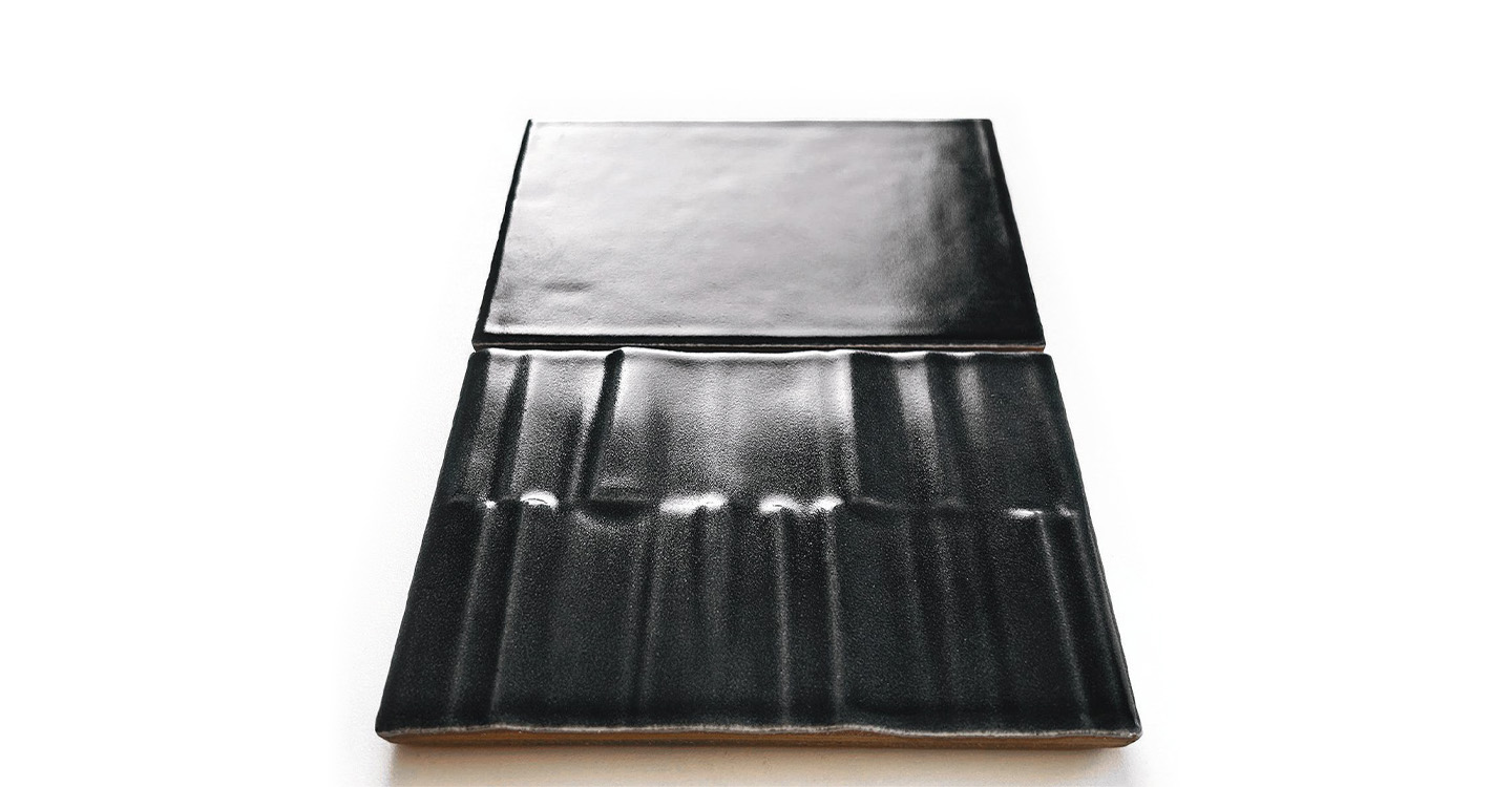 Ravenna-Pastoral-Carbon-Satin-Detail