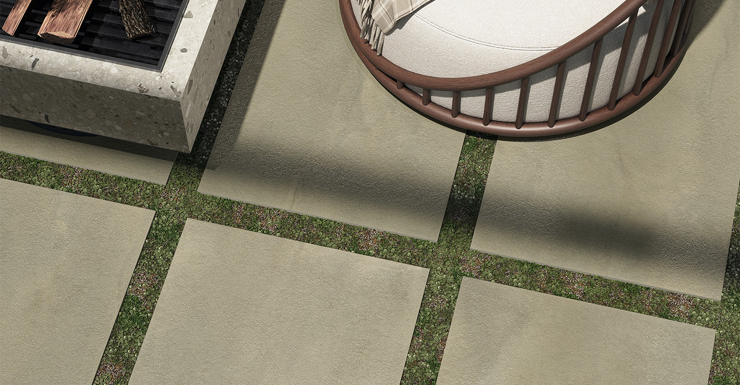 Moretti-Agata-Brown-Textured-459323-001-Install