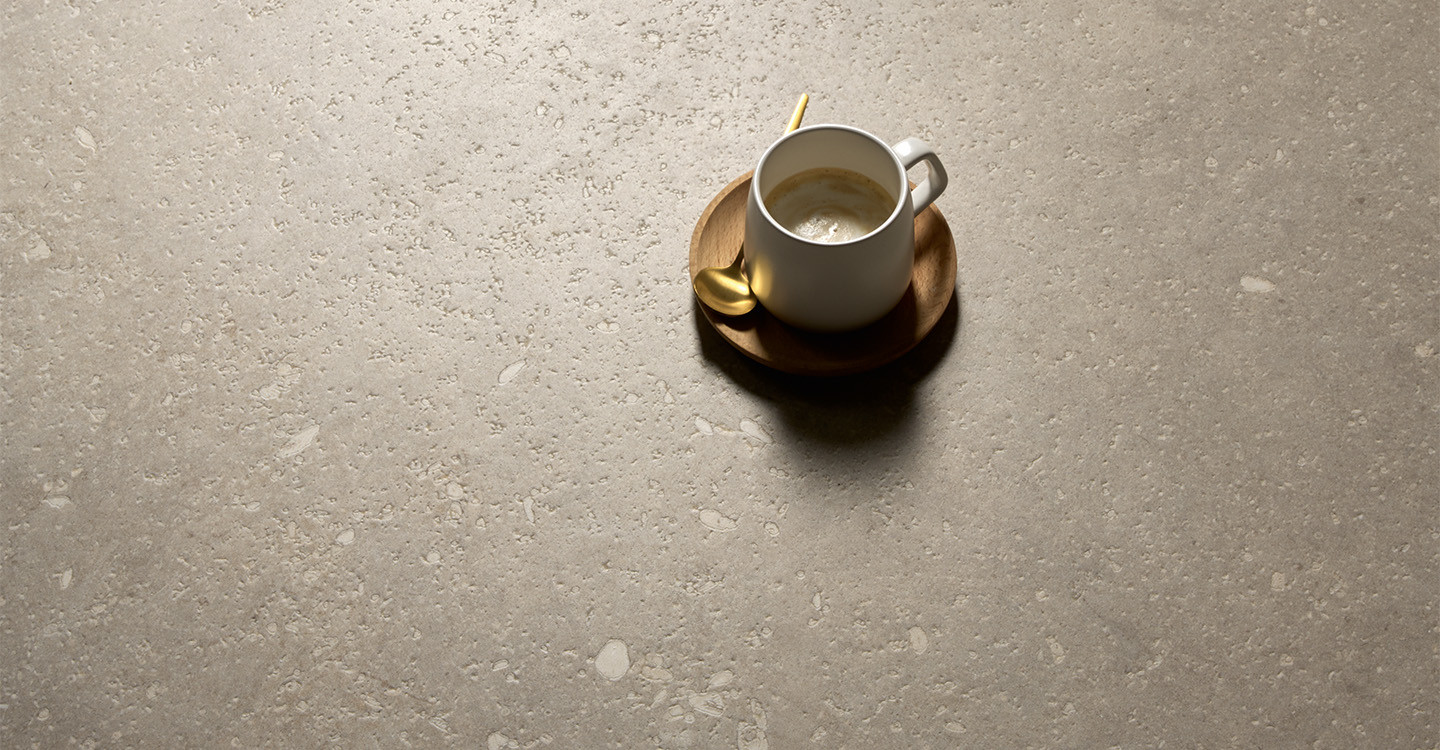 Fabbrino-Spire-Taupe-Satin-475235-004-Install