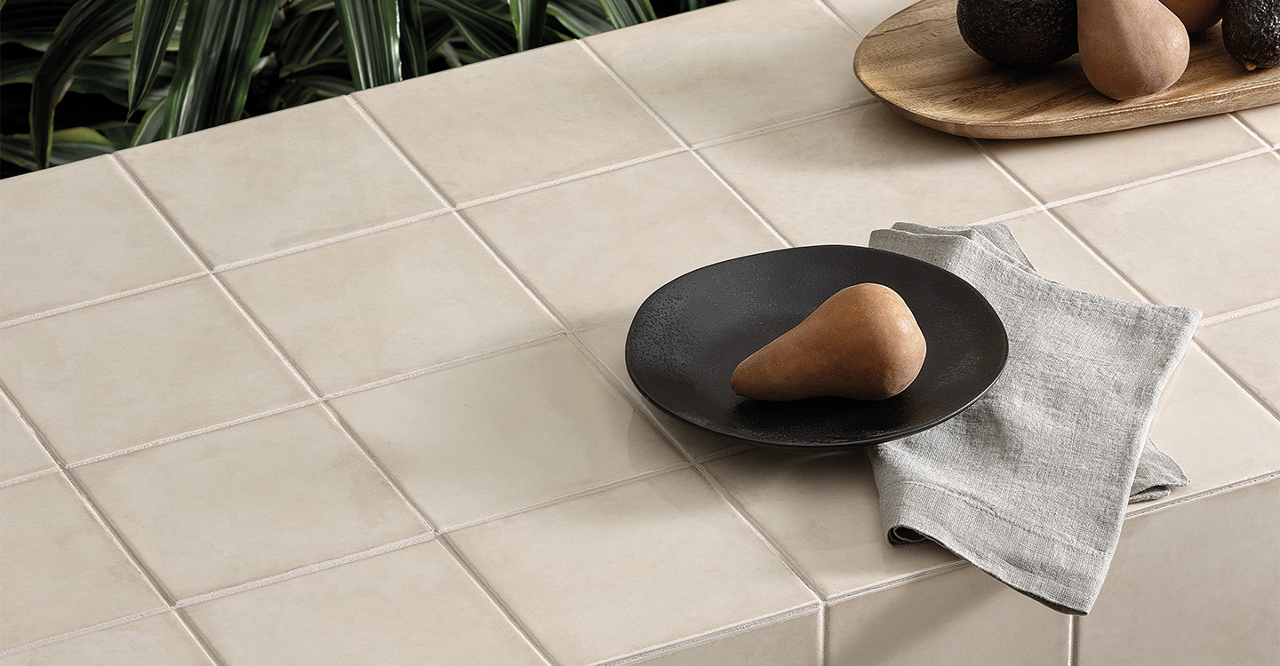Madras-Point-Sand-Glossy-481202-001-Install