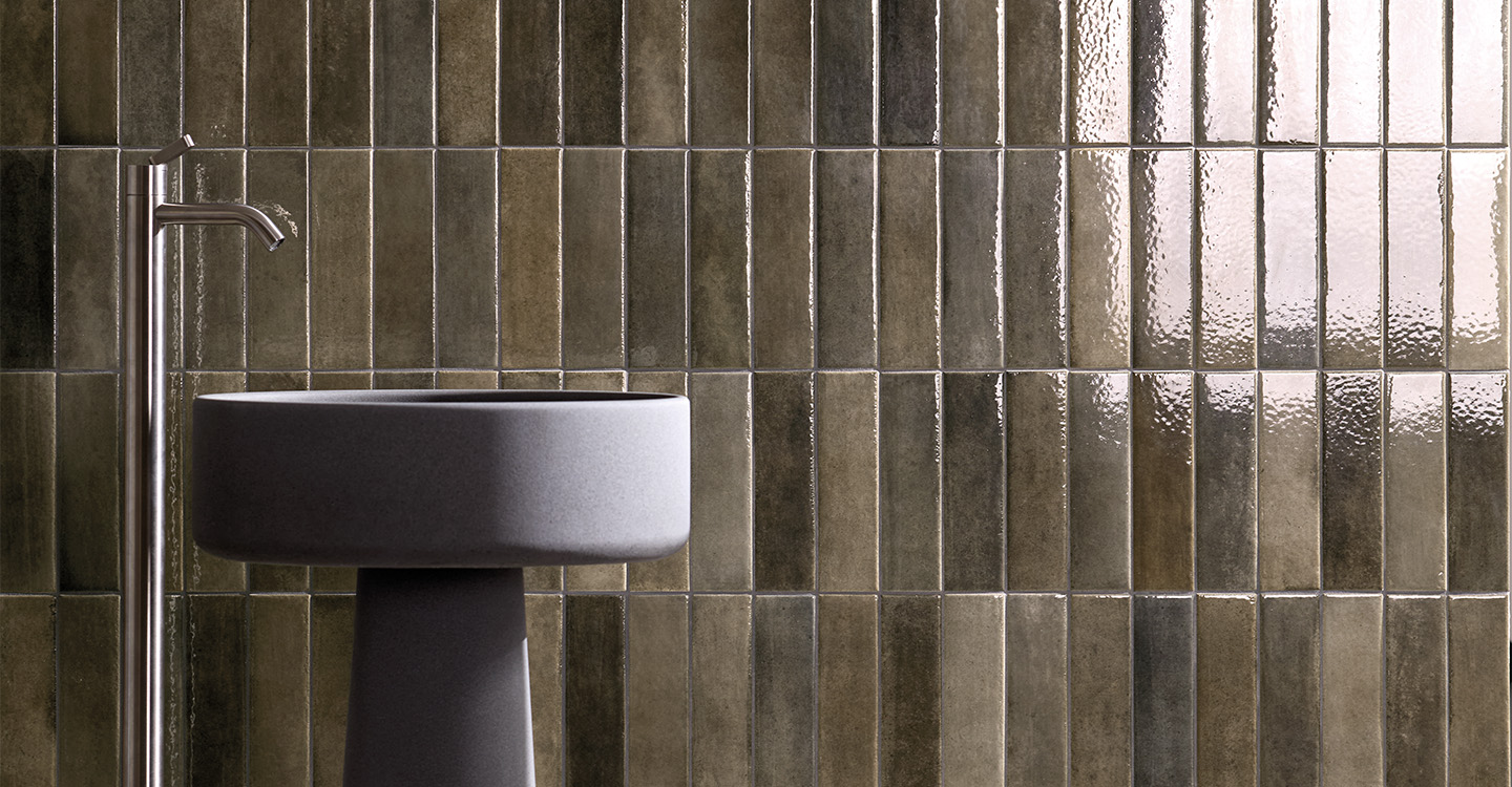 Madras-Patino-Pewter-Glossy-481223-001-Install